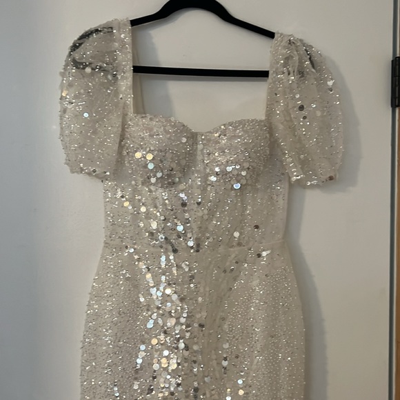 Sequin Bridal Mini - Picture 4 of 7